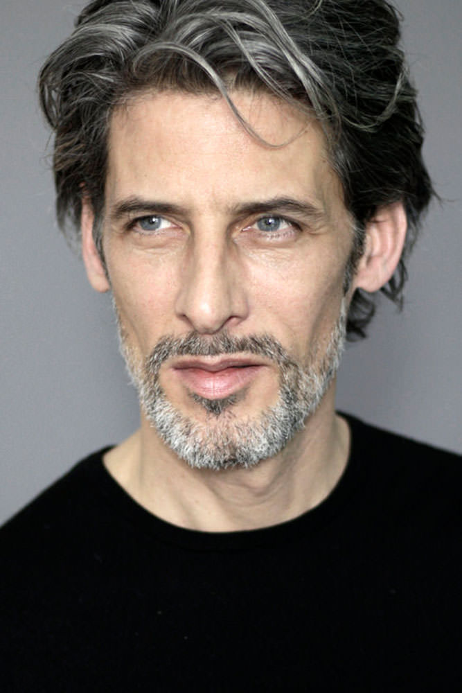 Model: Christian 85826