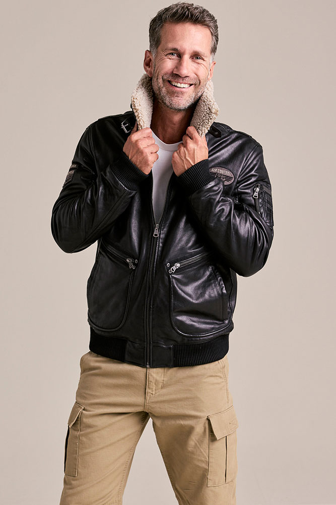 Model: Patrick 115726