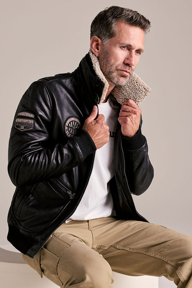 Model: Patrick 115727