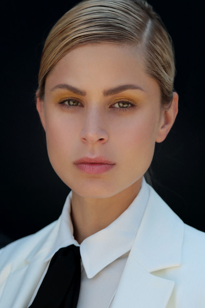 Model: Kathrin 82779