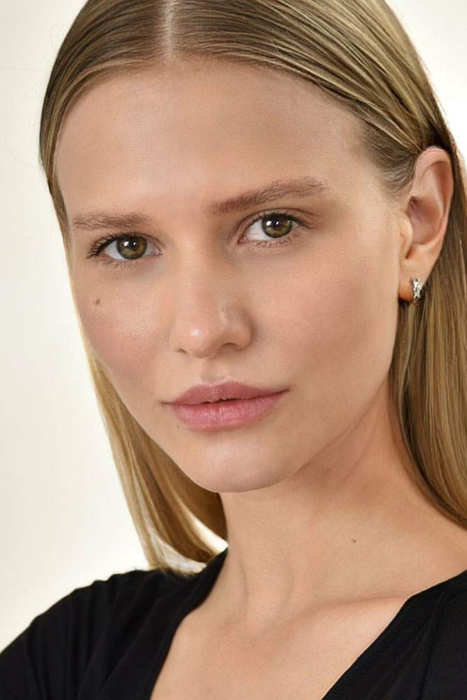 Model: Veronika 96597