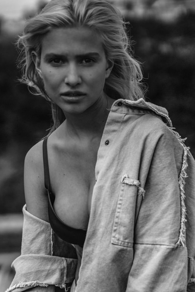 Model: Veronika 63724