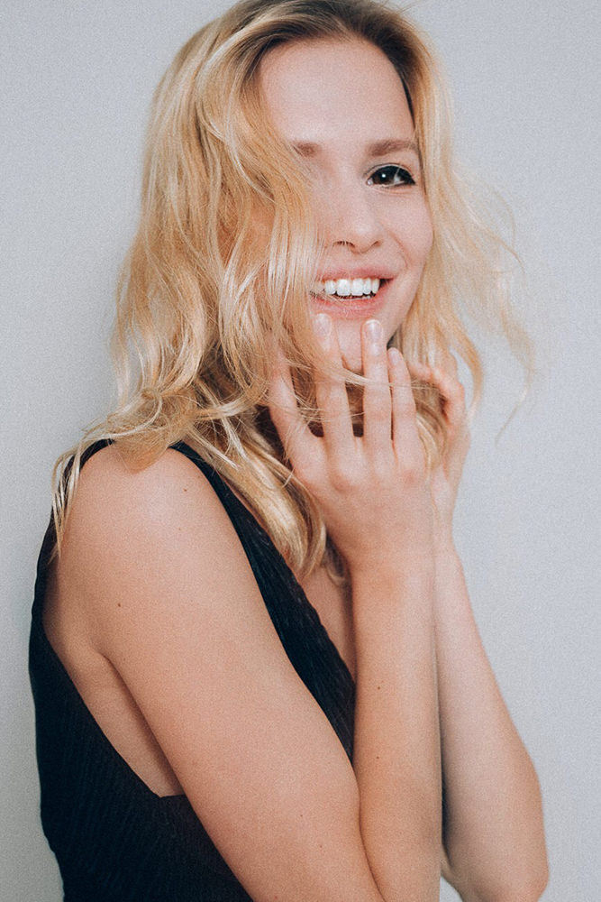 Model: Veronika 63734