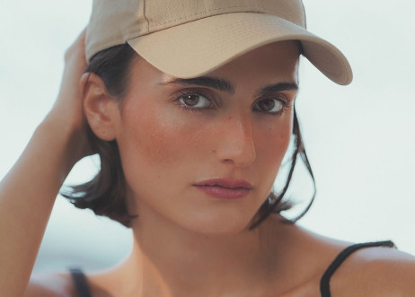 Model: Laura 106292