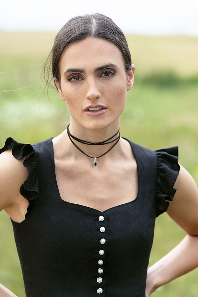 Model: Laura 115696