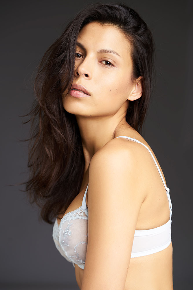 Model: Katharina 76109