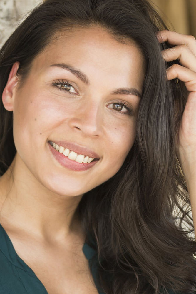 Model: Katharina 76126