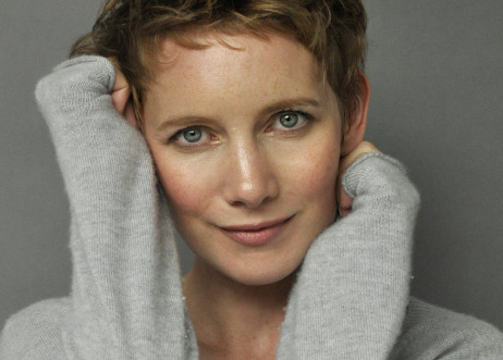 Model: Angelika 54704