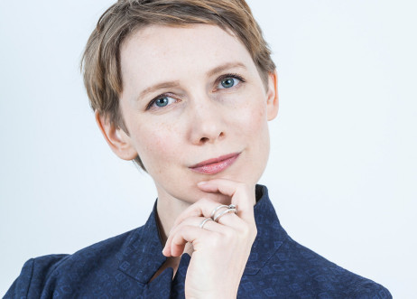 Model: Angelika 56723