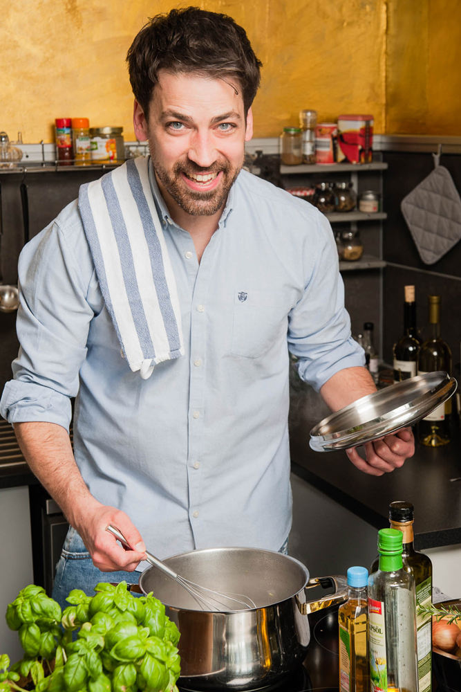 Model: Matthias 48481