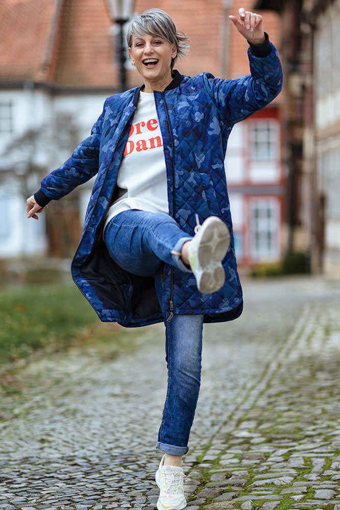 Model: Maggie 93182