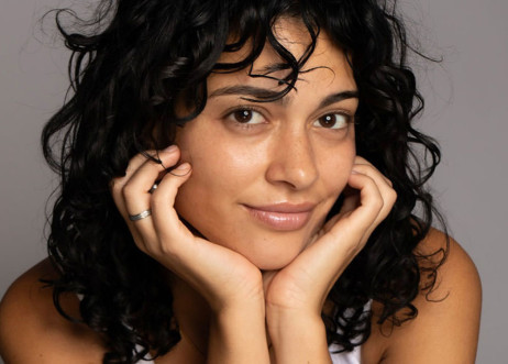 Model: Esther 112366