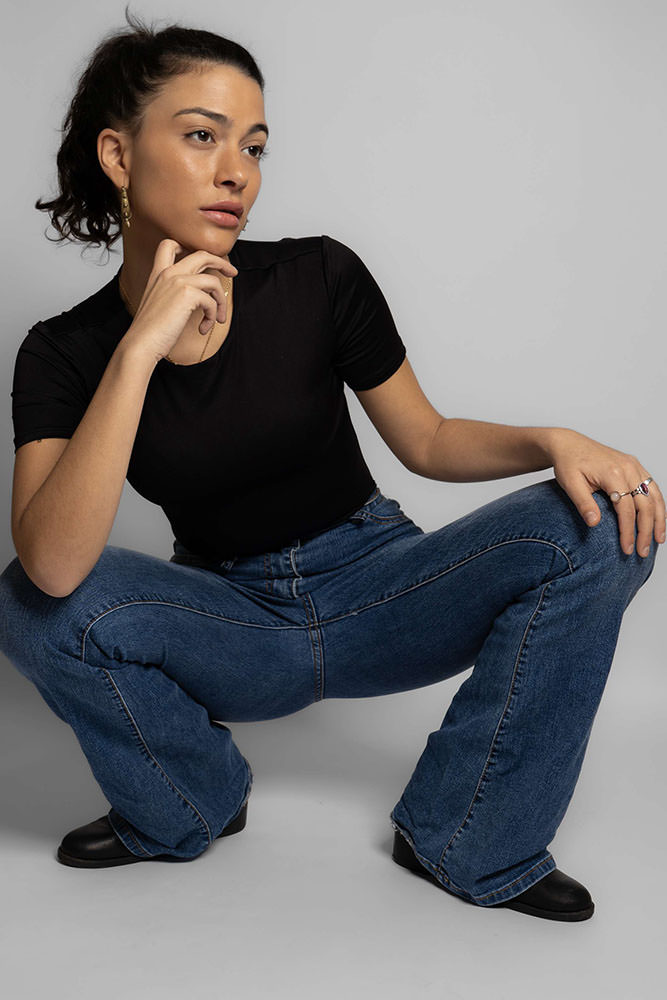 Model: Esther 112432