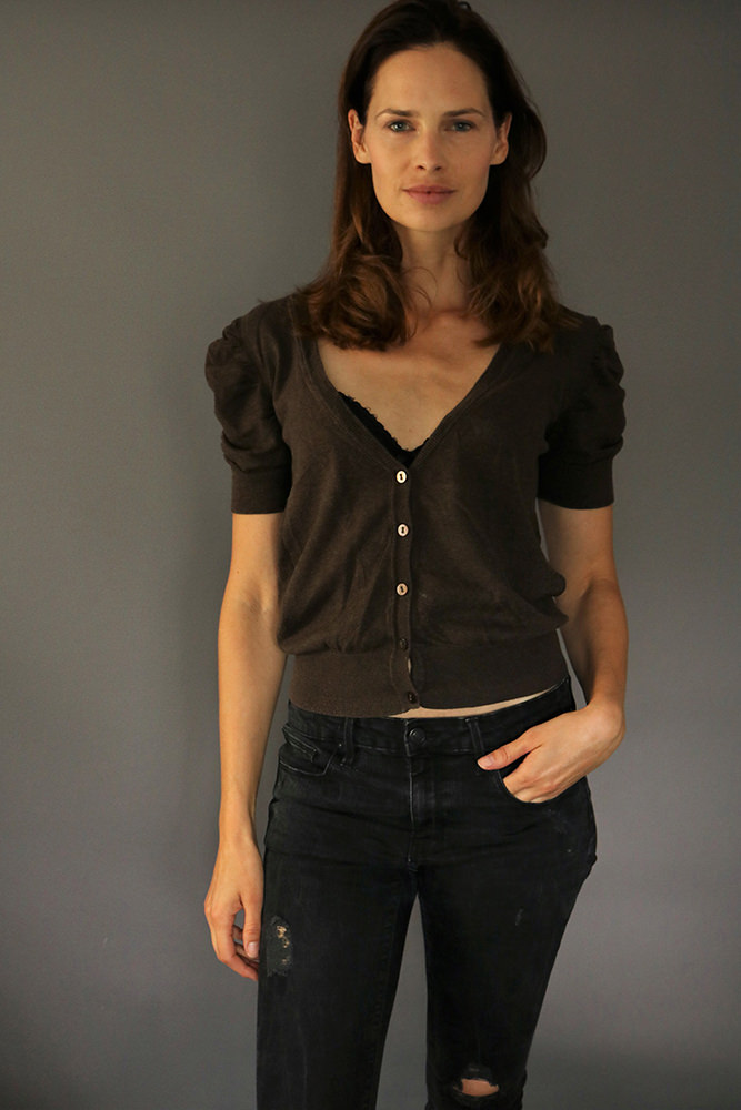 Model: Nicole 66390
