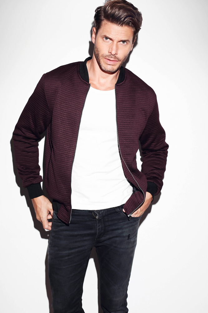 Model: Christian 45958