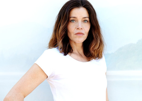 Model: Jennifer 85280