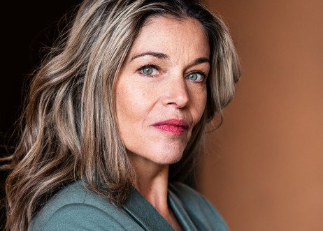 Model: Jennifer 115276