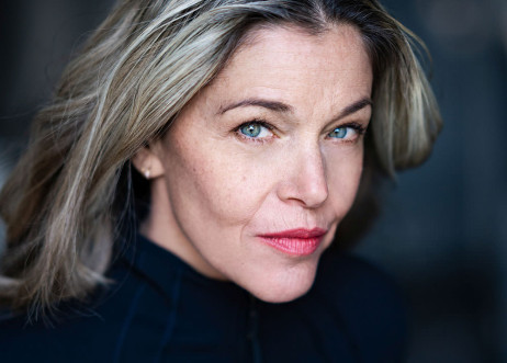 Model: Jennifer 115281