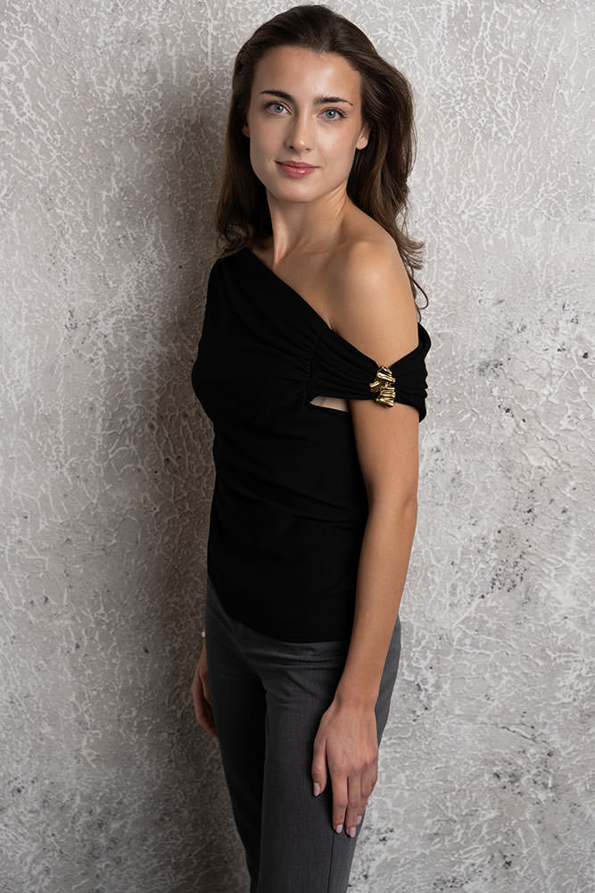 Model: Rebecca 116543