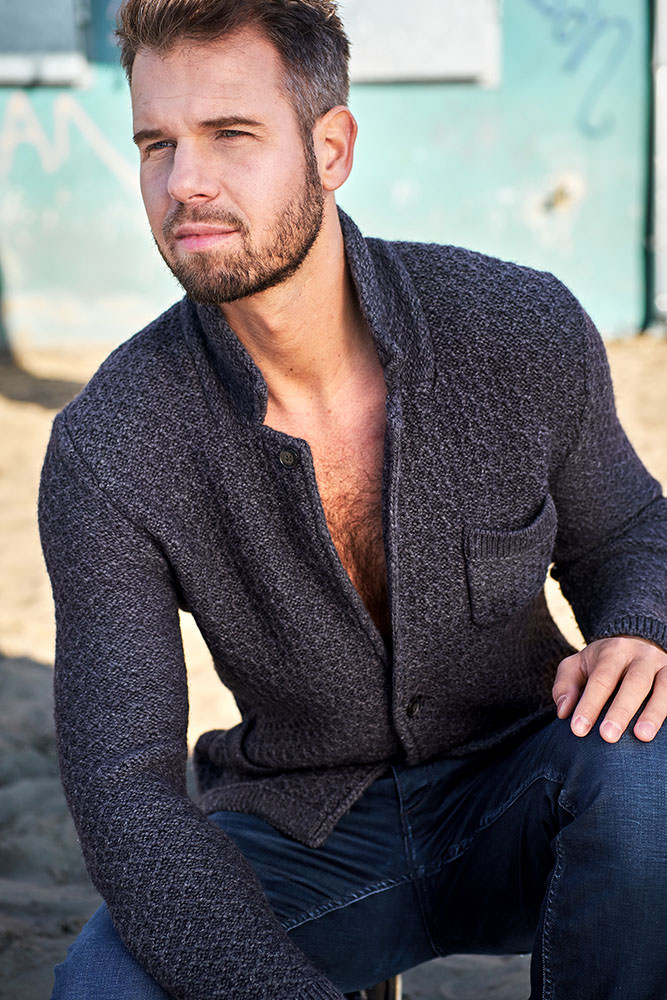 Model: Daniel 70728