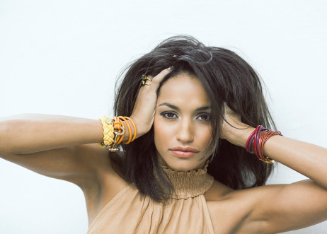 Model: Veronica 13439