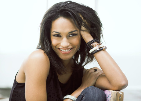 Model: Veronica 13442