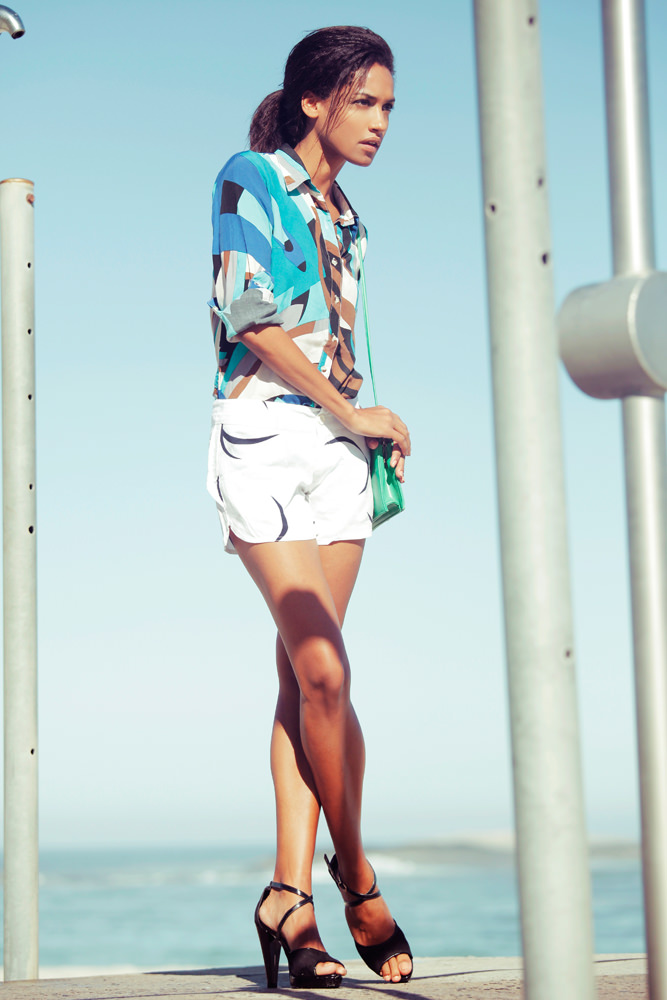 Model: Veronica 23468