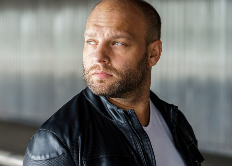 Model: Raphaèl 62785