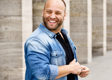 Model: Raphaèl 62788