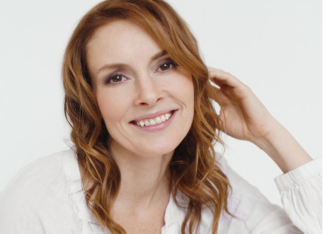 Model: Daniela 76944