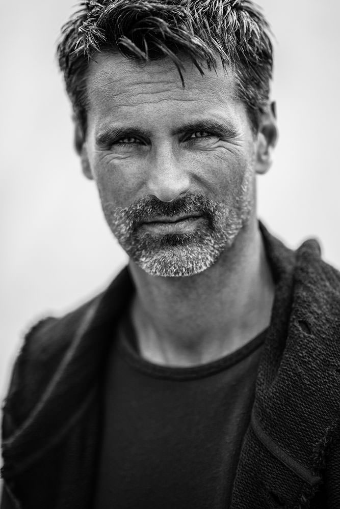Model: Roger 70877