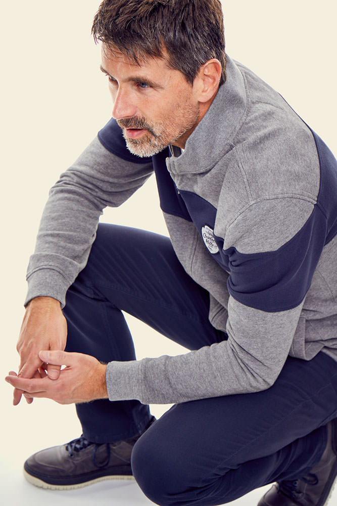 Model: Roger 70910