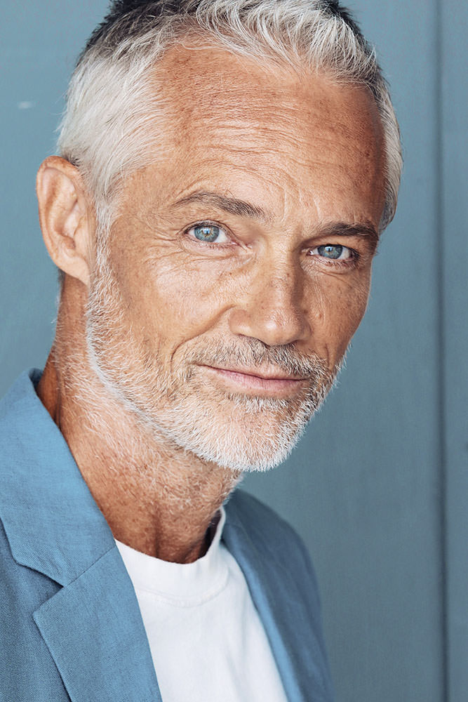 Model: Julius 110696