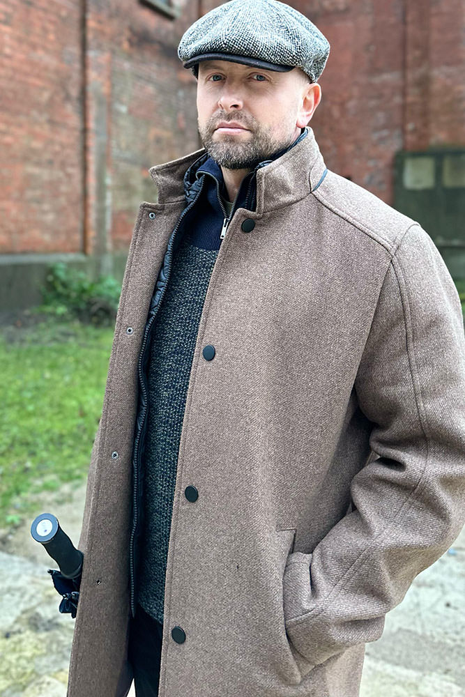 Model: George 106851