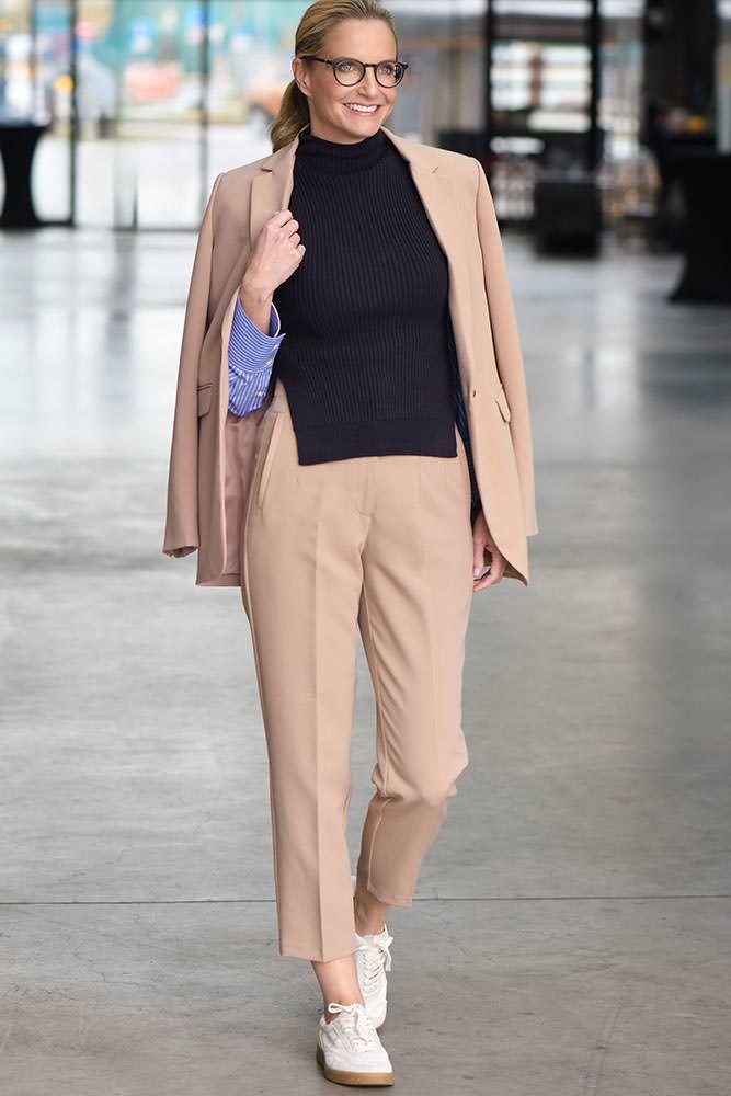 Model: Bianca 104270