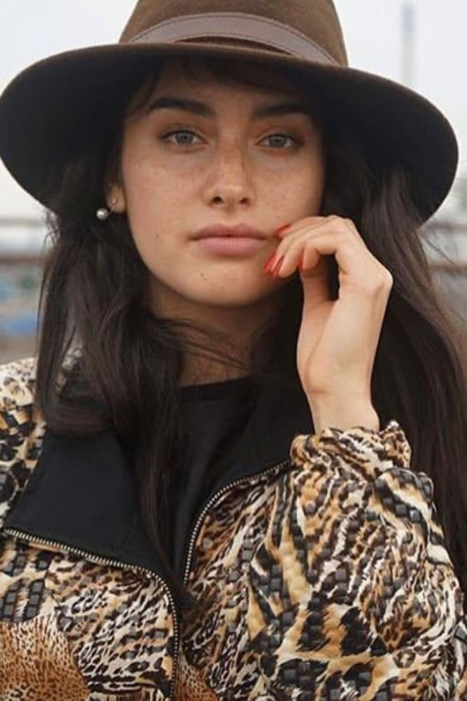 Model: Vanessa 106073