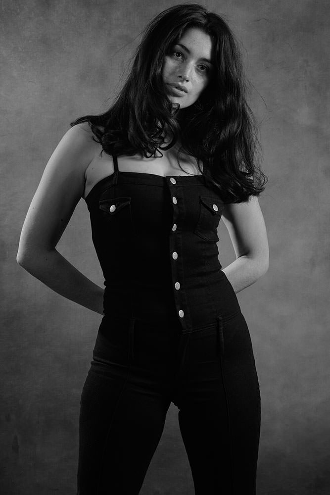 Model: Vanessa 106076