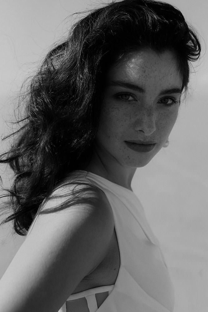 Model: Vanessa 106078