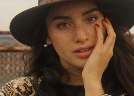 Model: Vanessa 106085