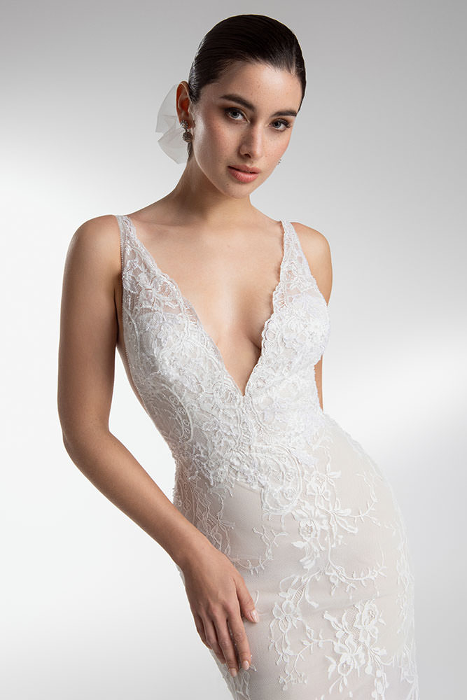 Model: Vanessa 112358