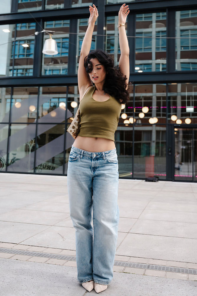 Model: Vanessa 115444