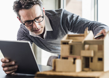 Model: Patrick 52526