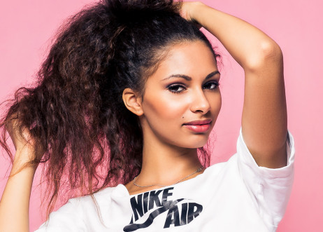 Model: Vanessa 61349