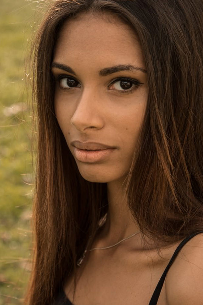 Model: Vanessa 61369