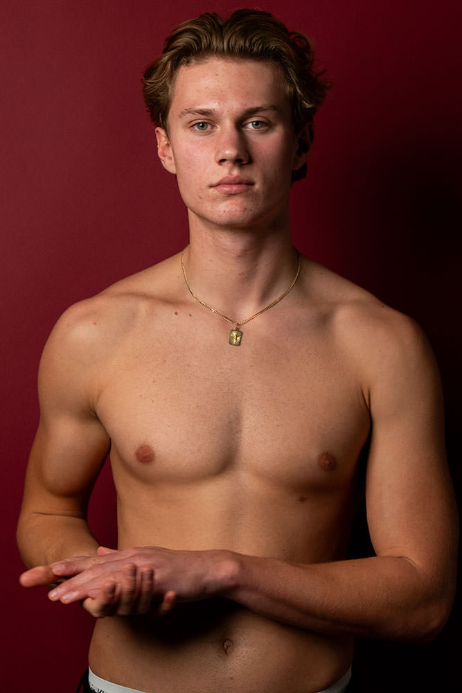 Model: Julian 122159