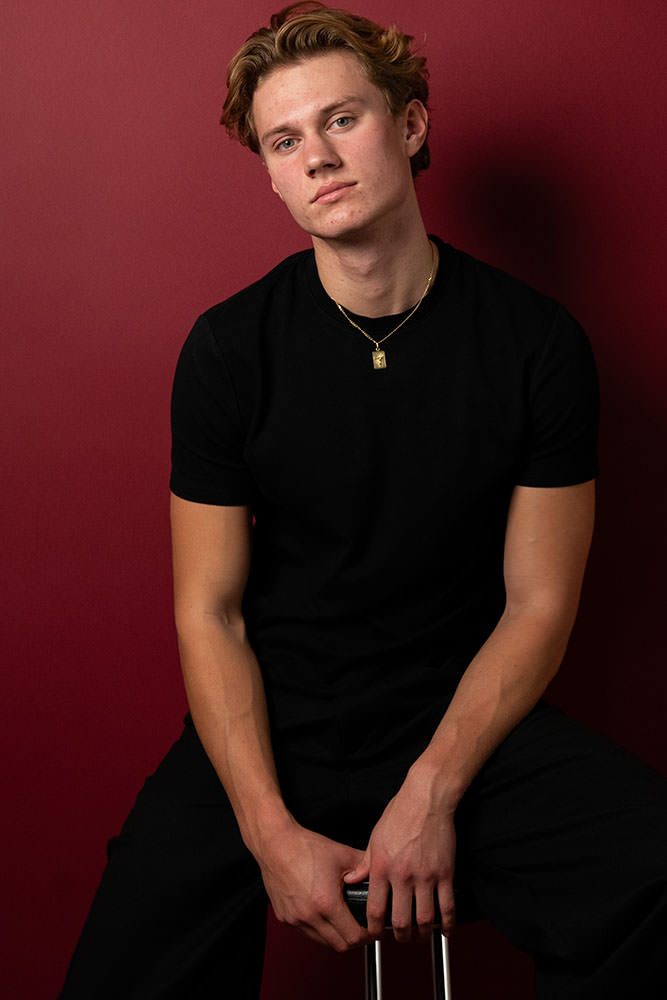 Model: Julian 122166