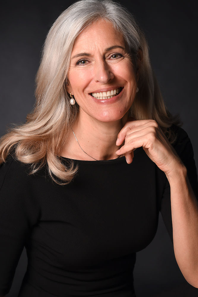 Model: Michele 82266