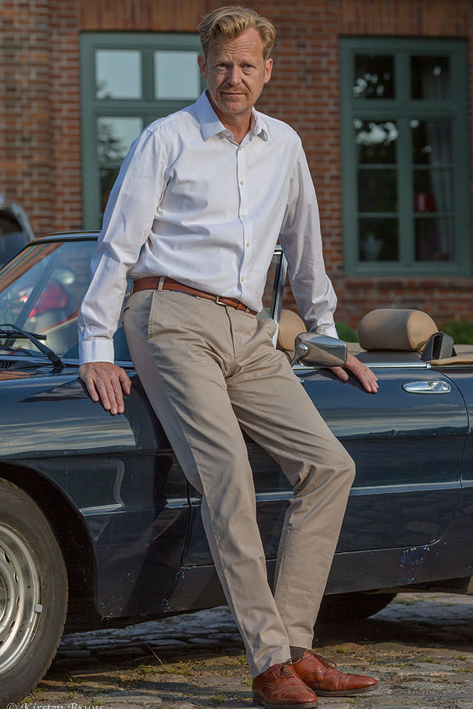 Model: Manfred 96696