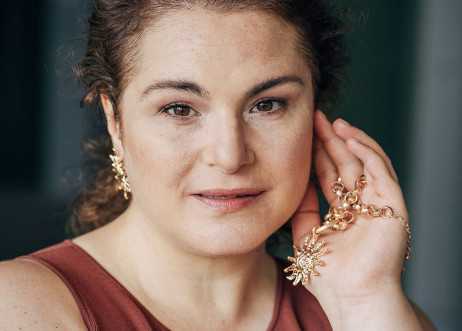 Model: Claudia 113542