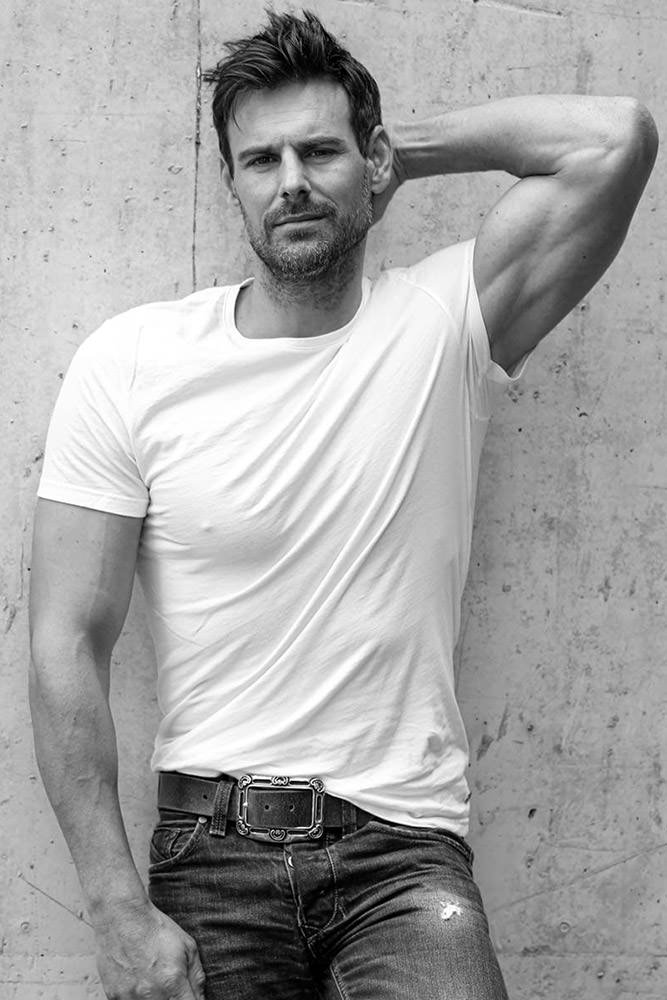 Model: Matthias 57276